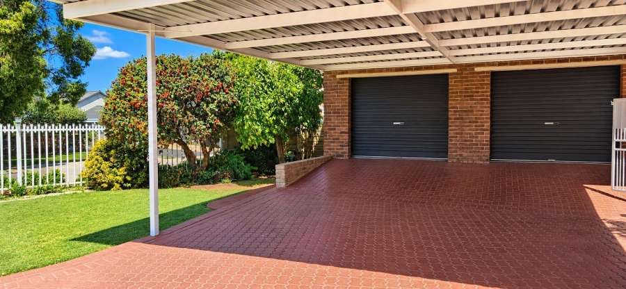 3 Bedroom Property for Sale in Fichardt Park Free State